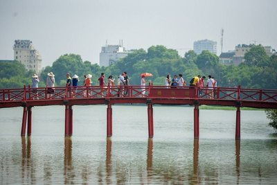 Brücke über einen Fluss, Vietnam