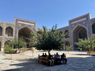 Der Registan-Platz: Eine beliebte Sehenswürdigkeit in Samarkand