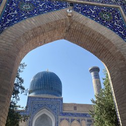 Blick auf eine Kuppel in Usbekistan