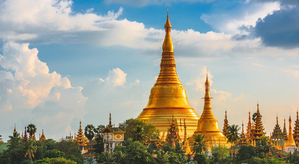 Shwedagon Pagoda während einer Myanmar Gruppenreise