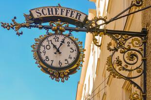 Wanduhr an der Getreidegasse