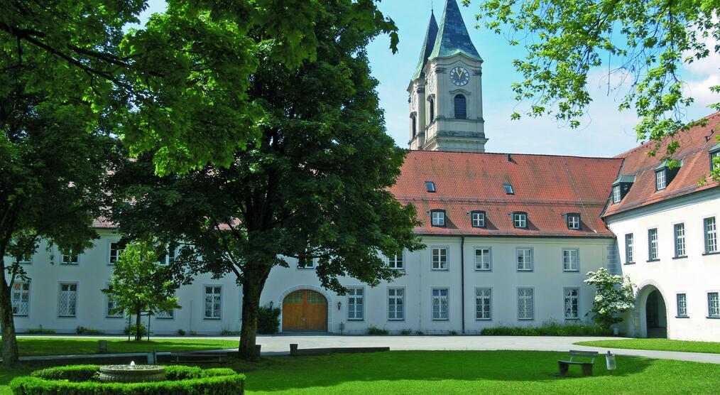 Kloster Außenansicht