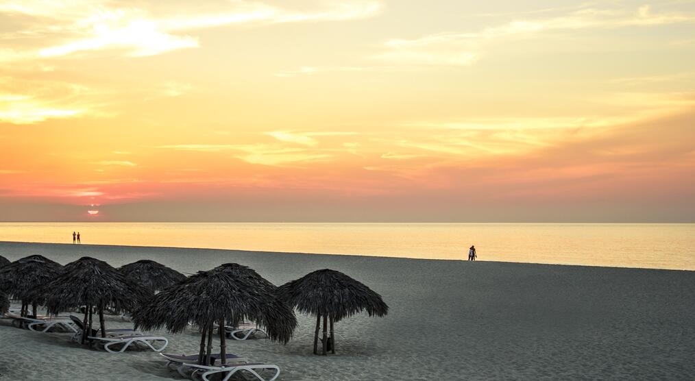 Strand zum Sonnenuntergang