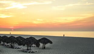 Strand zum Sonnenuntergang