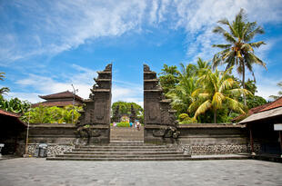 Eingang am Tanah Lot Tempel