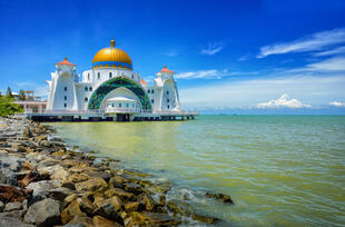 Masjid Selat Melaka