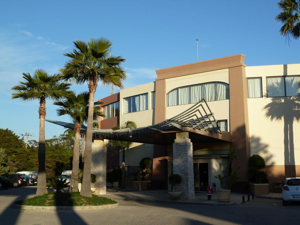 Aussenansicht Hotel Baia Grande