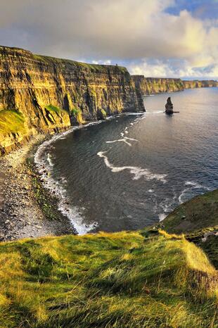 Die Cliffs of Moher am Abend