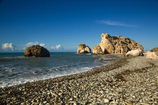 Steinstrand bei Petra Tou Romiou