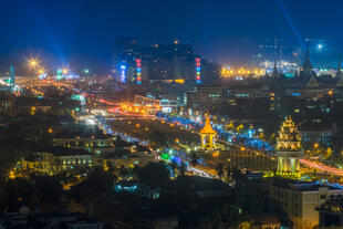 Phnom Penh bei Nacht