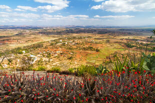 Blick Richtung Antananarivo von Abohimanga