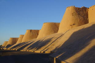 Die Stadtmauer von Khiva