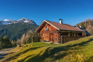 Holzhütte Berge