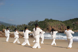 Tai Chi am Strand