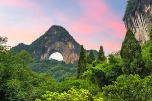 Ausblick auf den Moon Hill nähe Yangshuo 