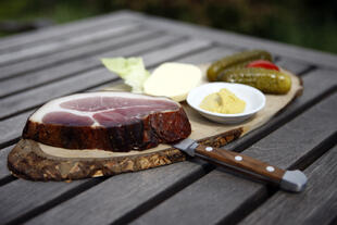 Brotzeit mit Schinken