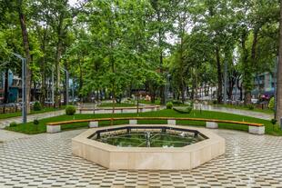 Park an der Rudaki-Avenue