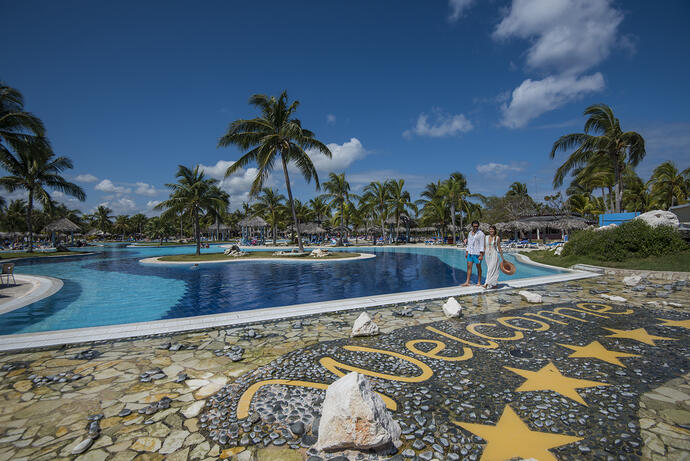 Playa Pesquero Pool