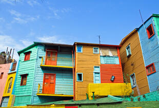 Bunte Wellblechhäuser von La Boca, Buenos Aires