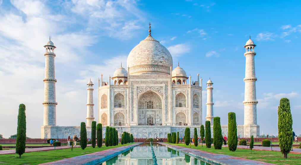 Das Taj Mahal als klassisches Fernreiseziel im Dezember