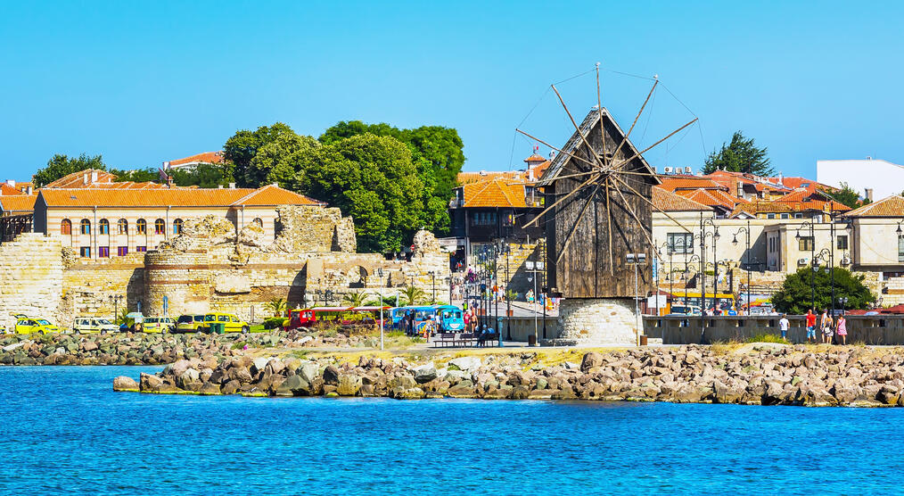 altstadt_von_nessebar_shutterstock_462719656_Nataliya_Nazarova.jpg