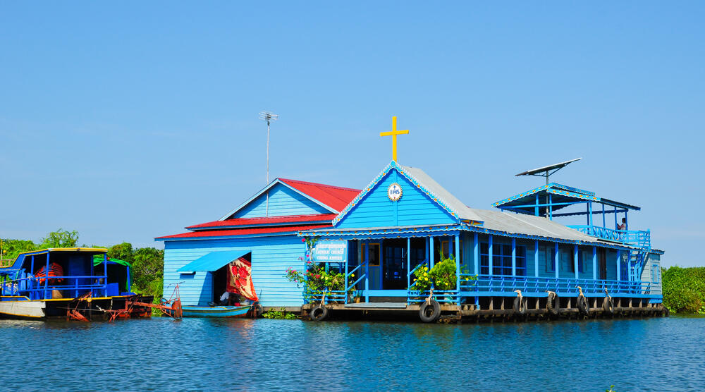 Kirche auf dem Tonle Sap