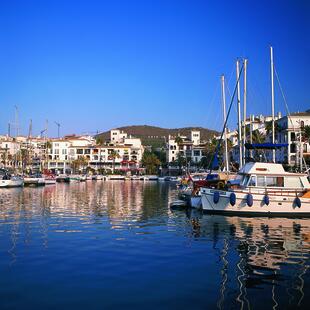 Hafen von Duquesa Malaga