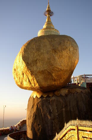 Goldener Felsen