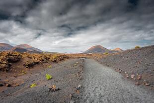 Vulkanlandschaft im Los Volcanes Naturpark