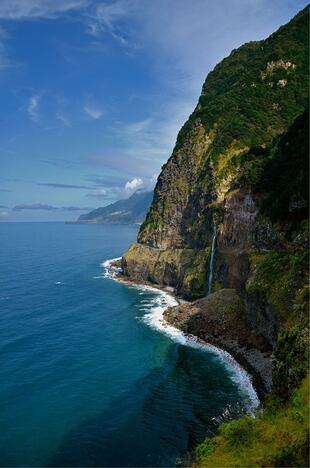 Klippenlandschaft am Meer