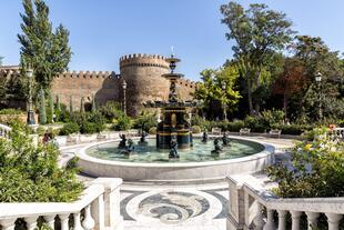 Qubernator Square Baku