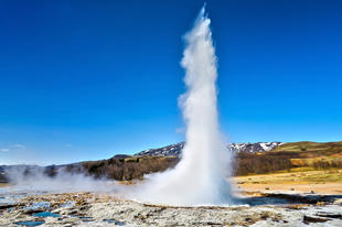 Haukadalur Heissquellengebiet Und Strokkur Geysir