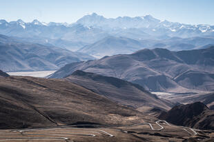 Ausblick auf das Himalaya Gebirge vom Pang-La Pass