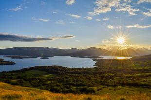 Aussicht vom Conic Hill auf Loch Lomond