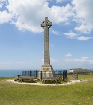 Tennyson Monument