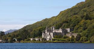 Blick auf Kylemore Abbey