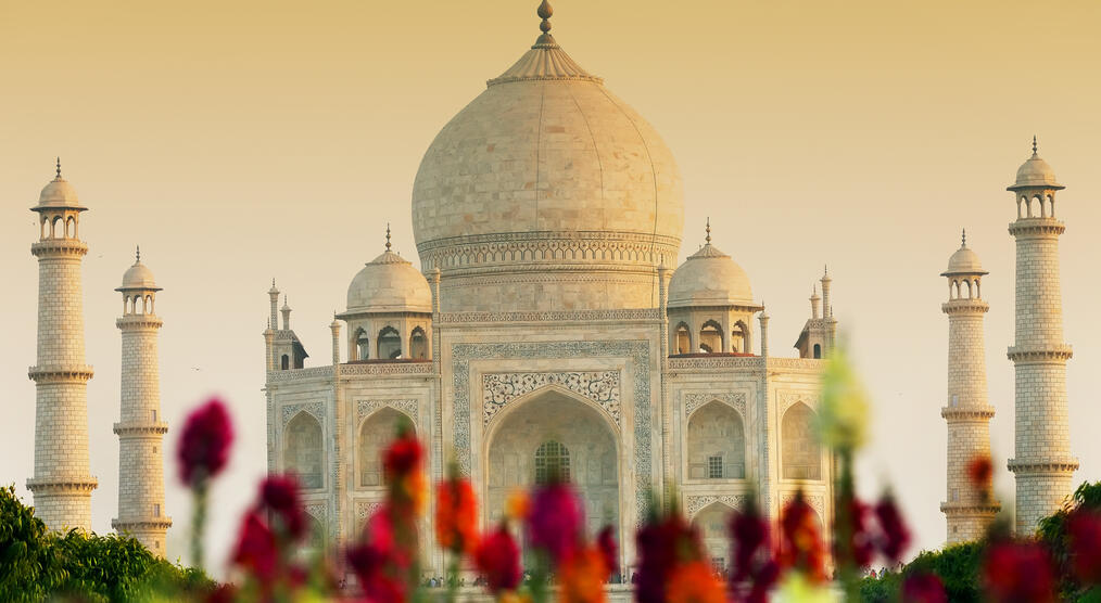 Taj Mahal bei Sonnenaufgang