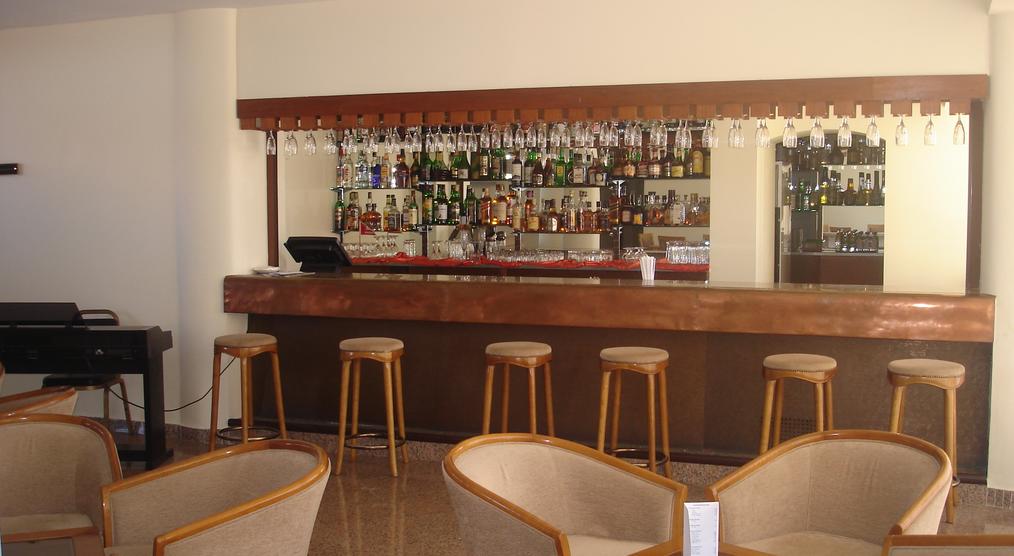 Bar Hotel Caravelas