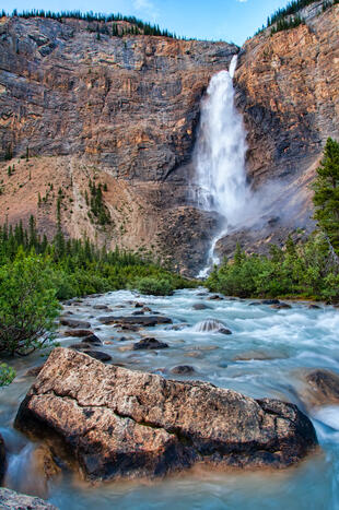 Takakkaw Falls 