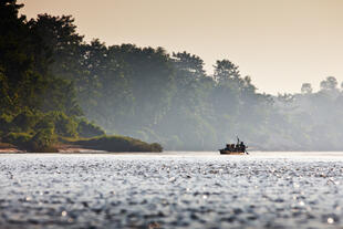 Rapti Fluss im Chitwan Nationalpark