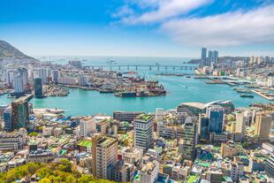 Sicht über die Skyline von Busan 