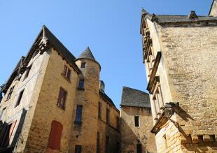 In Sarlat-La-Caneda 