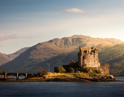 Eilean Donan Castle bei Sonnenaufgang