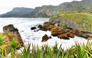 Eingestürzter Felsen bei Punakaiki