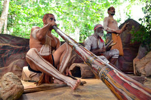 Musizieren eines Aborigine 