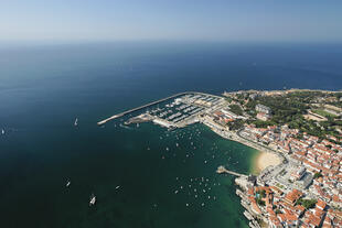 Blick auf den Hafen von Cascais