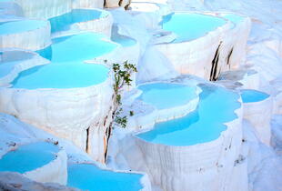 Pools weiße Terrassen Pamukkale Türkei Sehenswürdigkeit