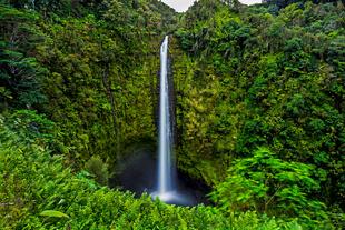 Akaka Wasserfall