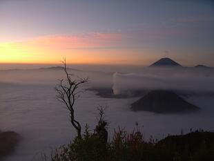 Sonnenuntergang Mt. Bromo