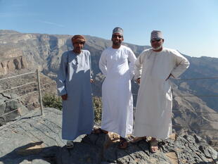 Omanis